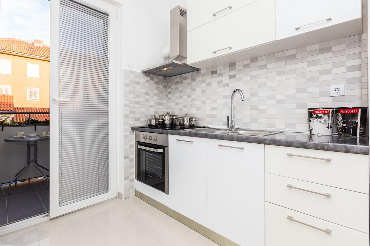 Fifi Apartment W. Parking In Old Town Zadar Exteriér fotografie