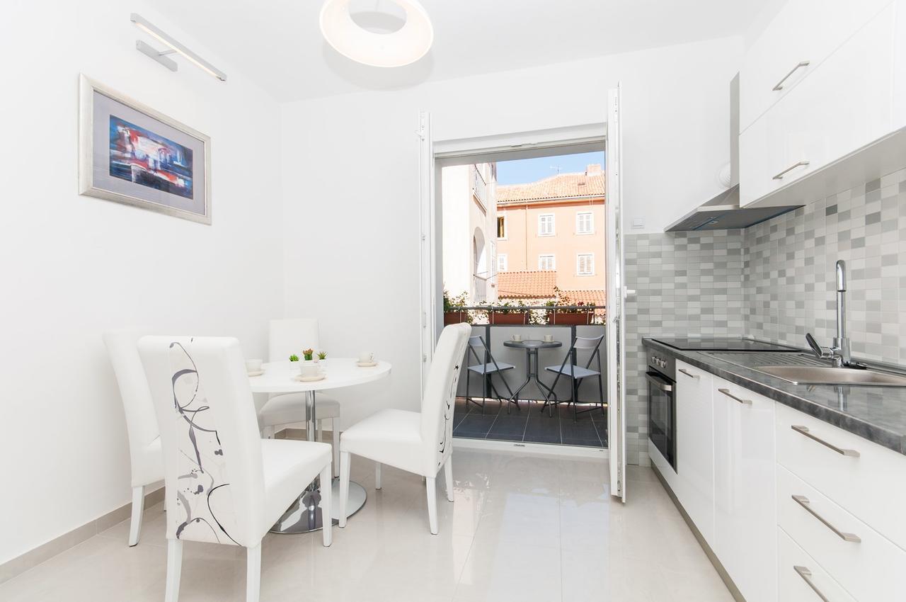 Fifi Apartment W. Parking In Old Town Zadar Exteriér fotografie